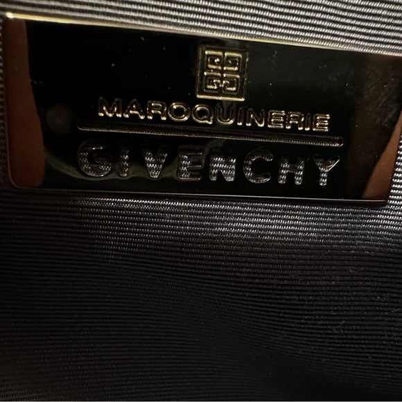 GIVENCHY 🔥 RARE CANVAS & MOTHER OF PEARL HANDBAG 🔥 - Picture 6 of 11